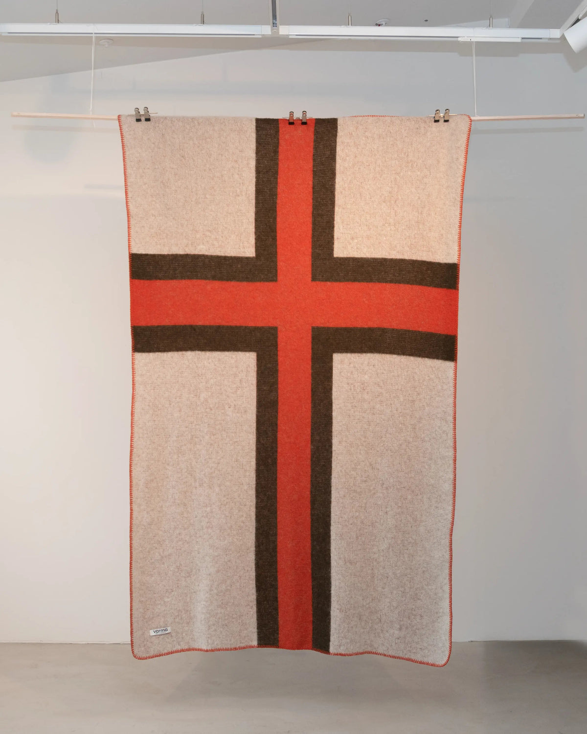 Varma Flag Blanket Rammagerðin