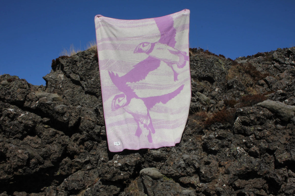 Varma Puffin Double Sided Blanket VARMA