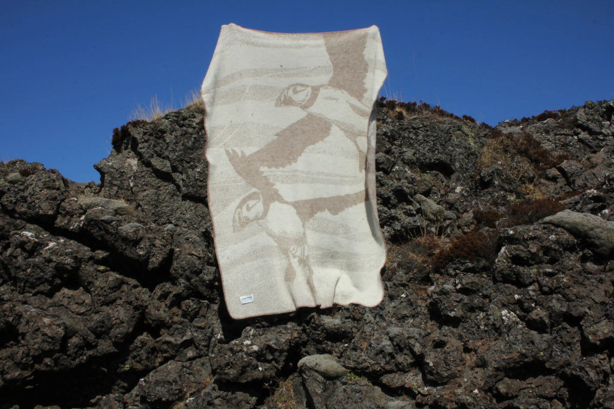 Varma Puffin Double Sided Blanket VARMA